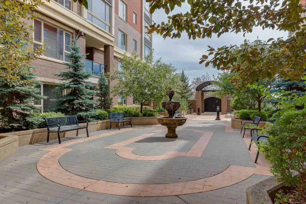 35 Inglewood Park SE Calgary AB T2G 1B5