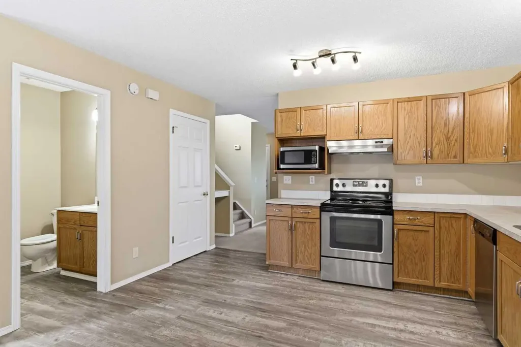 109 Arbour Wood Mews NW Calgary AB T3G 4B5