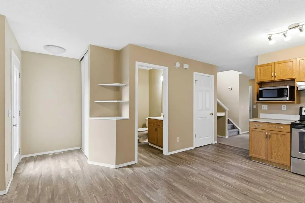 109 Arbour Wood Mews NW Calgary AB T3G 4B5