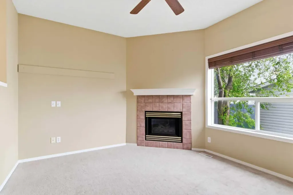 109 Arbour Wood Mews NW Calgary AB T3G 4B5