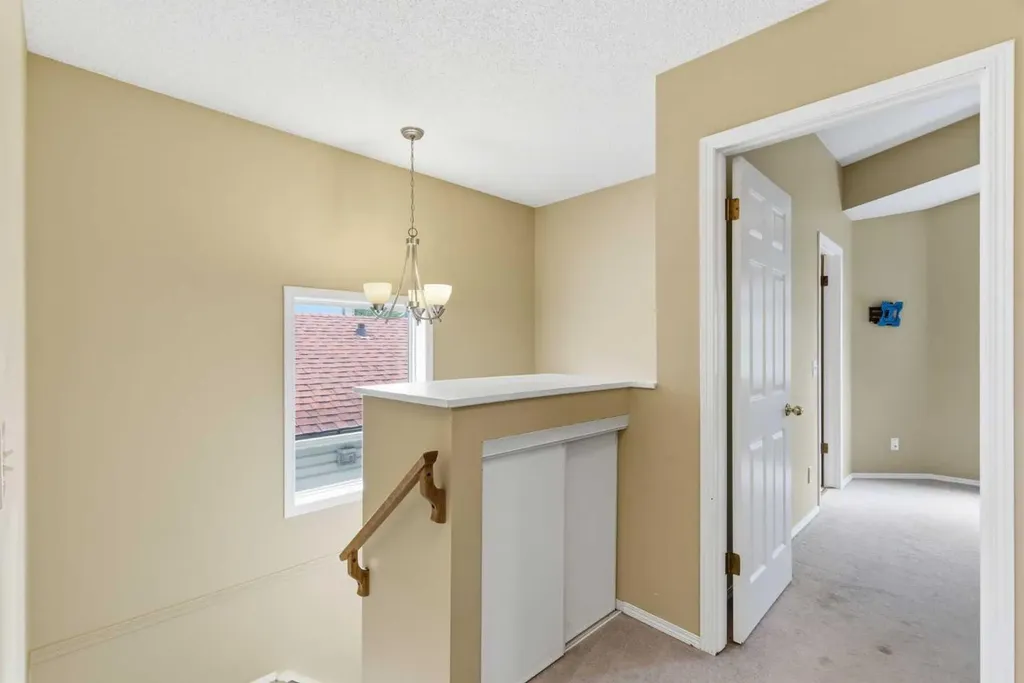 109 Arbour Wood Mews NW Calgary AB T3G 4B5