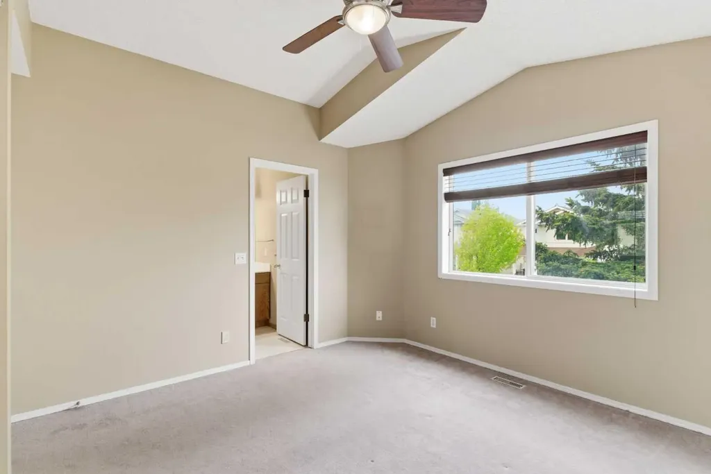 109 Arbour Wood Mews NW Calgary AB T3G 4B5