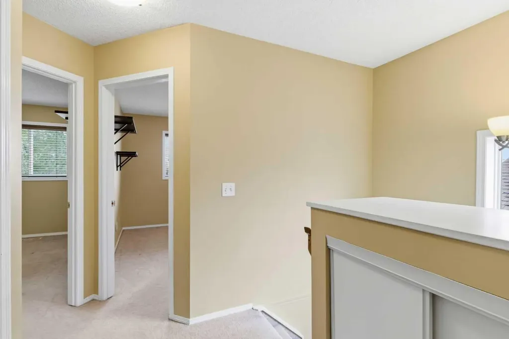 109 Arbour Wood Mews NW Calgary AB T3G 4B5