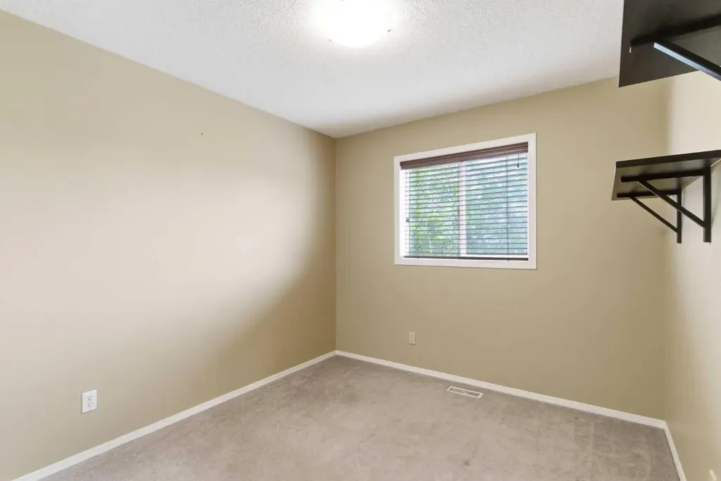 109 Arbour Wood Mews NW Calgary AB T3G 4B5