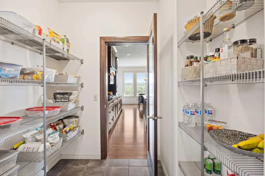 339 Tuscany Estates Rise NW Calgary AB T3L 0C6