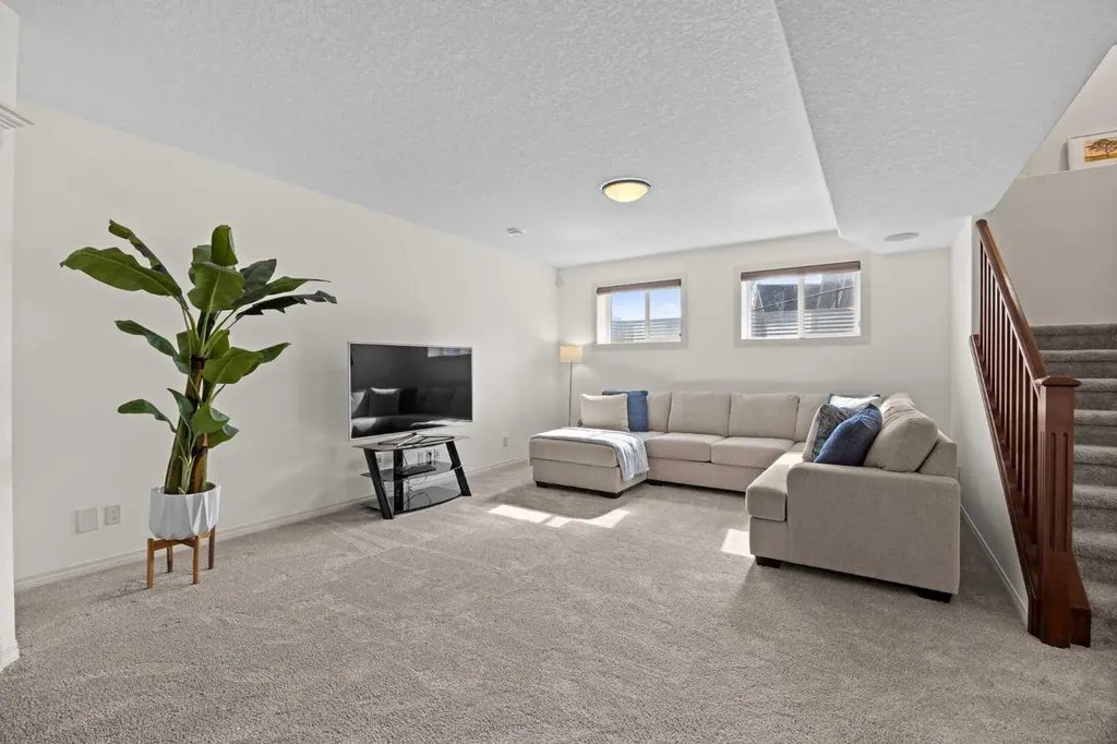 339 Tuscany Estates Rise NW Calgary AB T3L 0C6