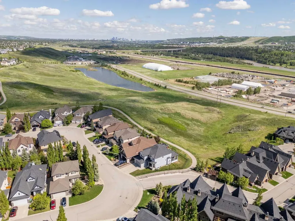 339 Tuscany Estates Rise NW Calgary AB T3L 0C6