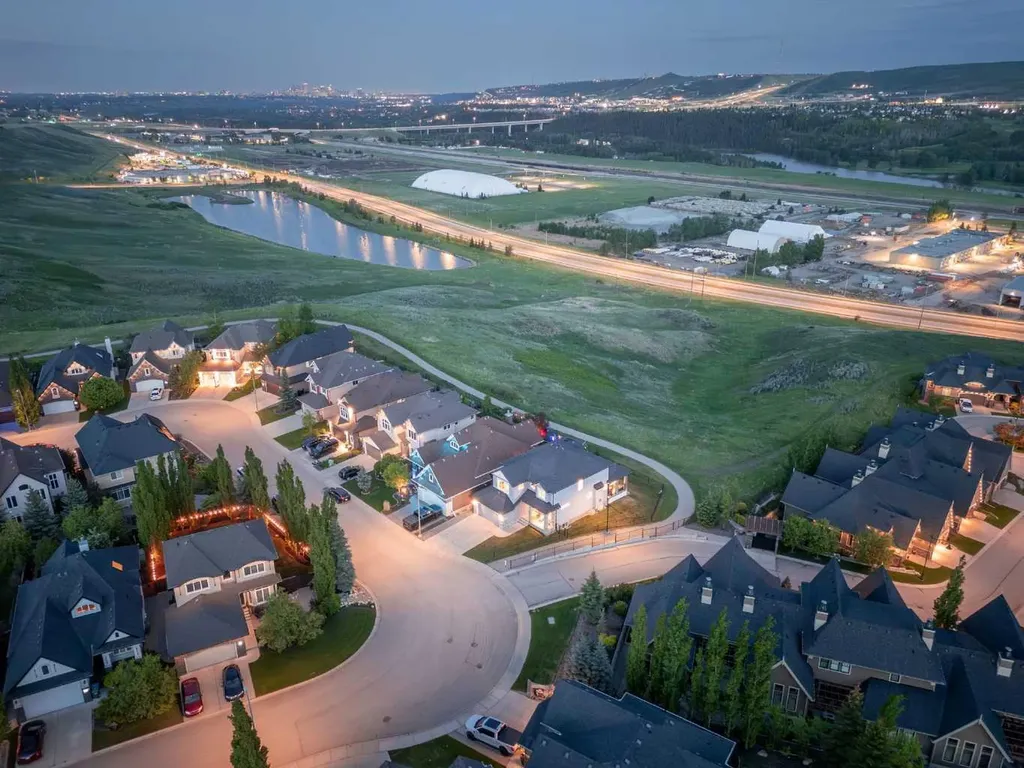 339 Tuscany Estates Rise NW Calgary AB T3L 0C6