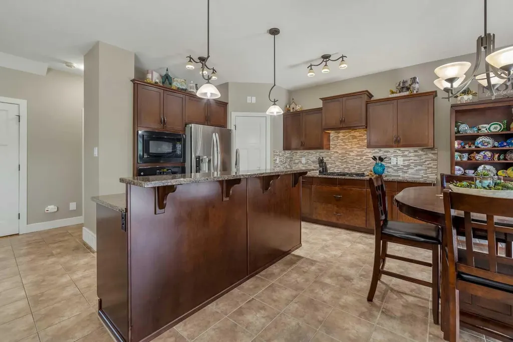 250 Twinriver Road W Lethbridge AB T1J 1X4