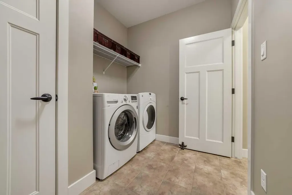 250 Twinriver Road W Lethbridge AB T1J 1X4