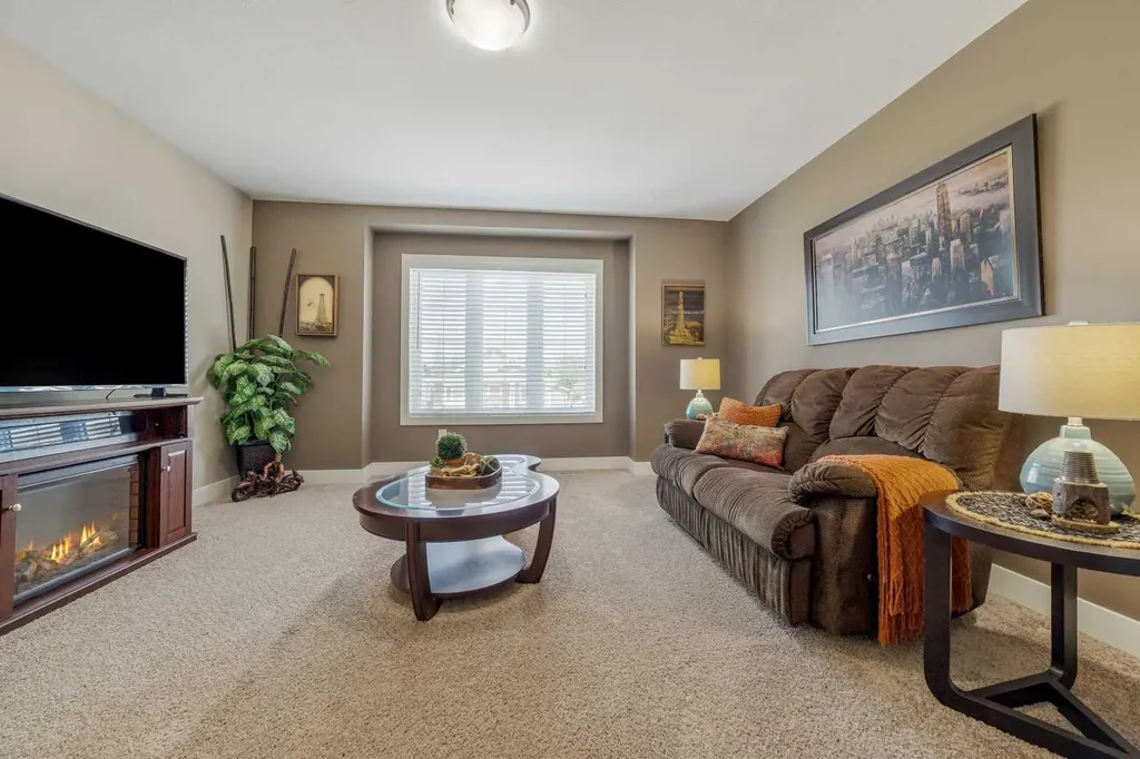 250 Twinriver Road W Lethbridge AB T1J 1X4