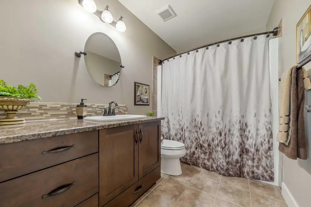 250 Twinriver Road W Lethbridge AB T1J 1X4