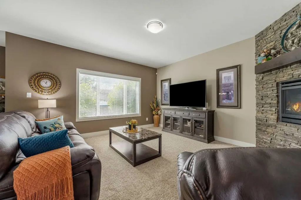 250 Twinriver Road W Lethbridge AB T1J 1X4