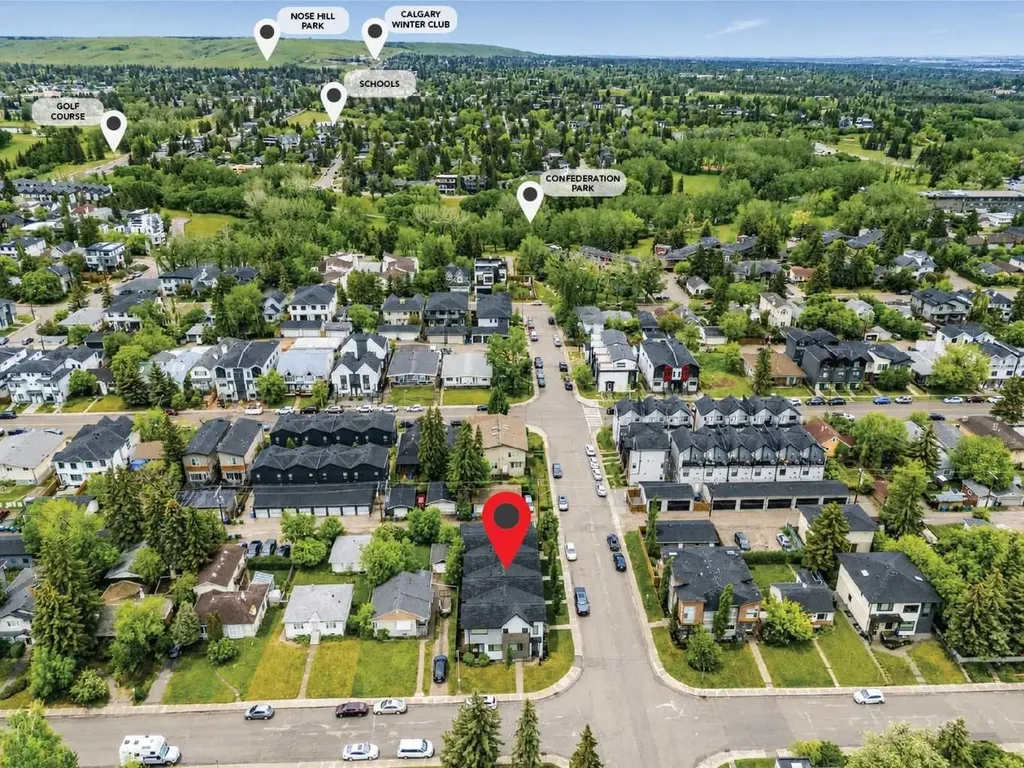 2009 12 Street NW Calgary AB T2M 4R3