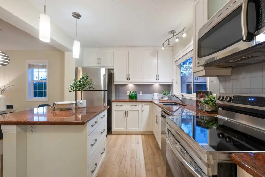 136 Auburn Bay Street SE Calgary AB T3M 0V8