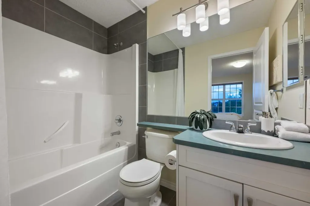 136 Auburn Bay Street SE Calgary AB T3M 0V8