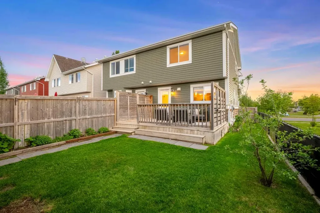 136 Auburn Bay Street SE Calgary AB T3M 0V8