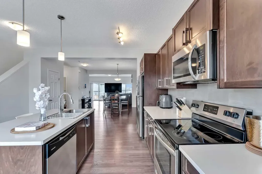 569 Savanna Boulevard NE Calgary AB T3J0X3