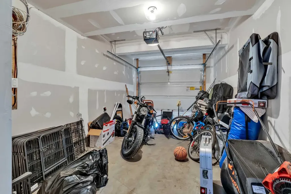 569 Savanna Boulevard NE Calgary AB T3J0X3