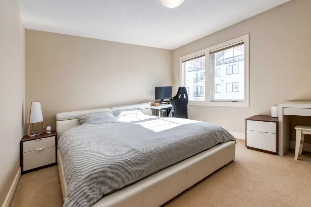 37 Royal Oak Plaza NW Calgary AB T3G 0B3