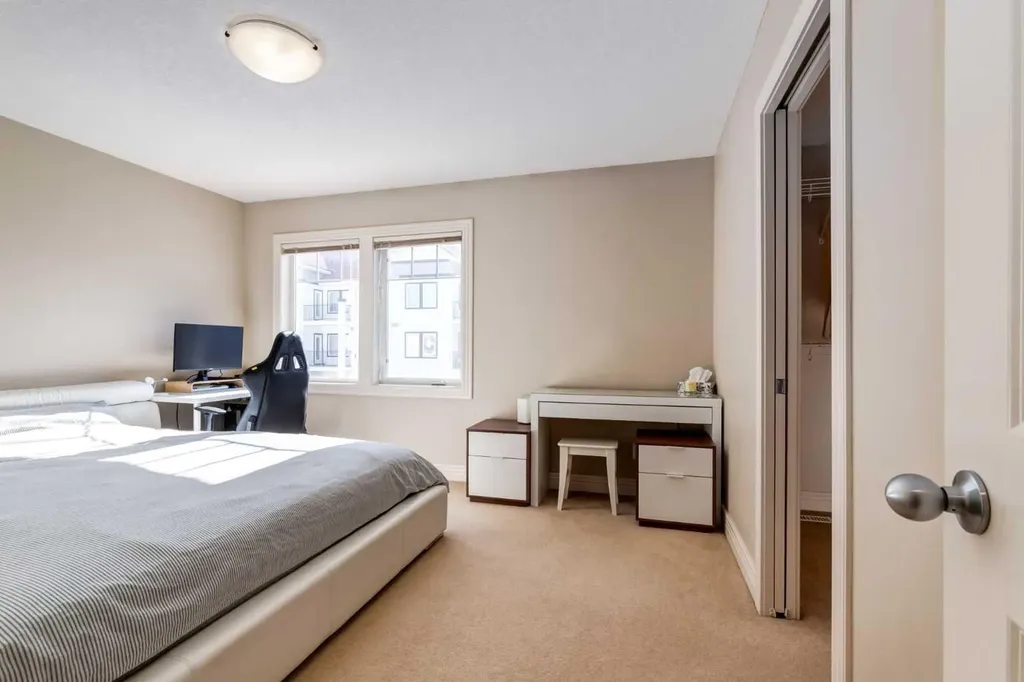 37 Royal Oak Plaza NW Calgary AB T3G 0B3