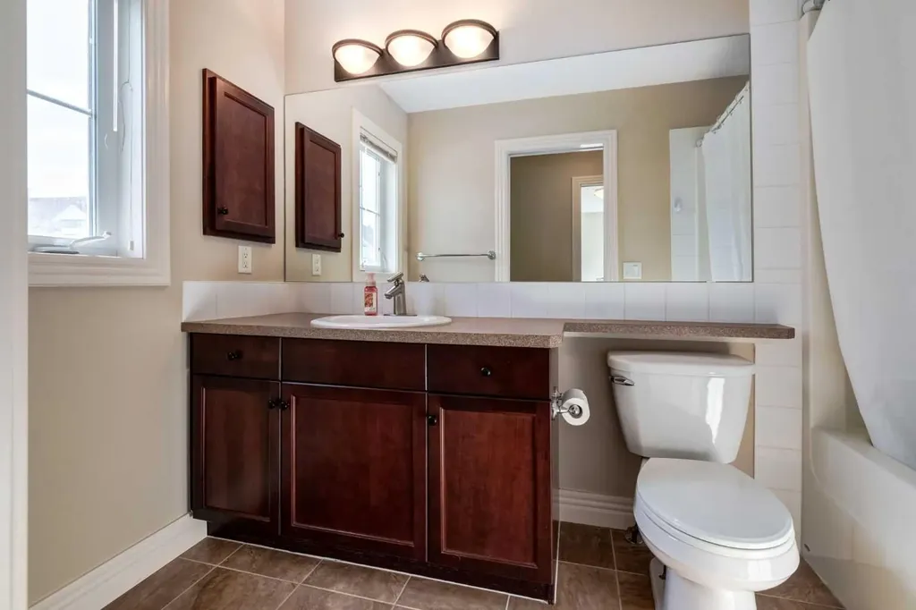 37 Royal Oak Plaza NW Calgary AB T3G 0B3
