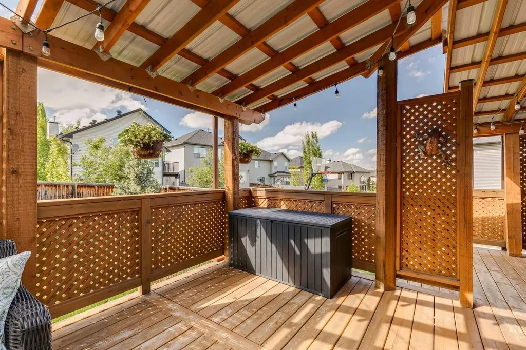 161 Kincora Park NW Calgary AB T3R 1L6