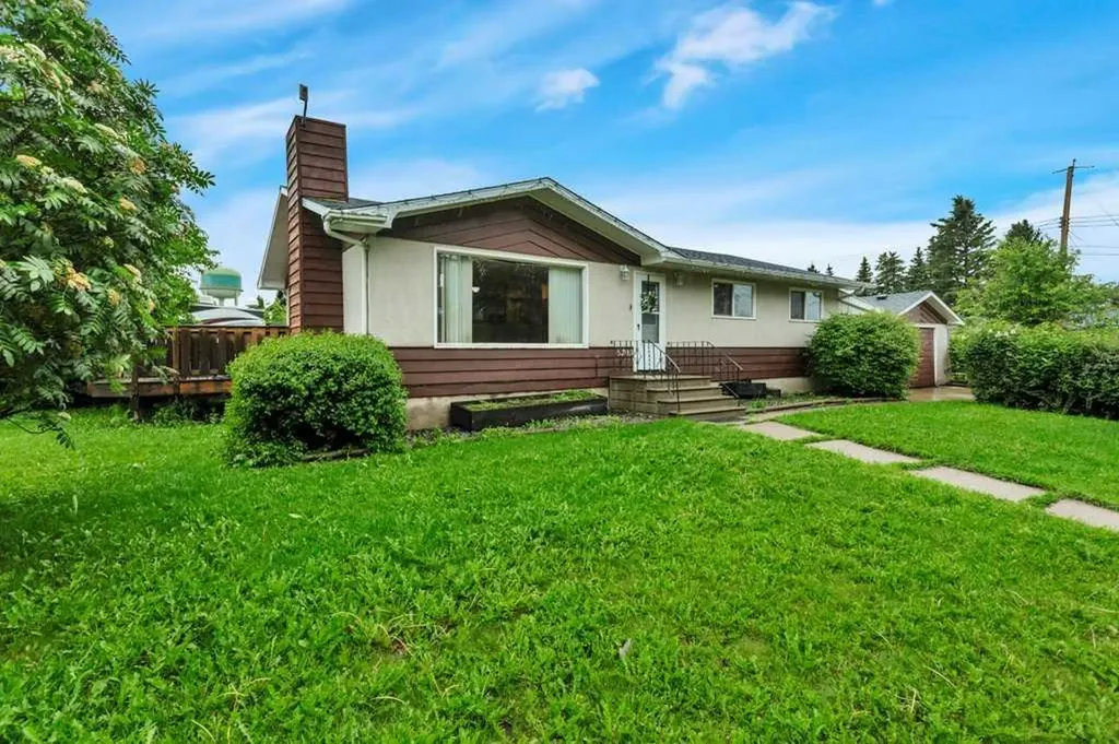 5203 56 Avenue Rimbey AB T0C 2J0