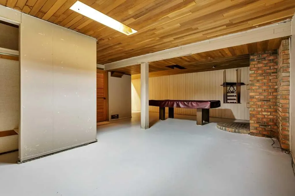 5203 56 Avenue Rimbey AB T0C 2J0