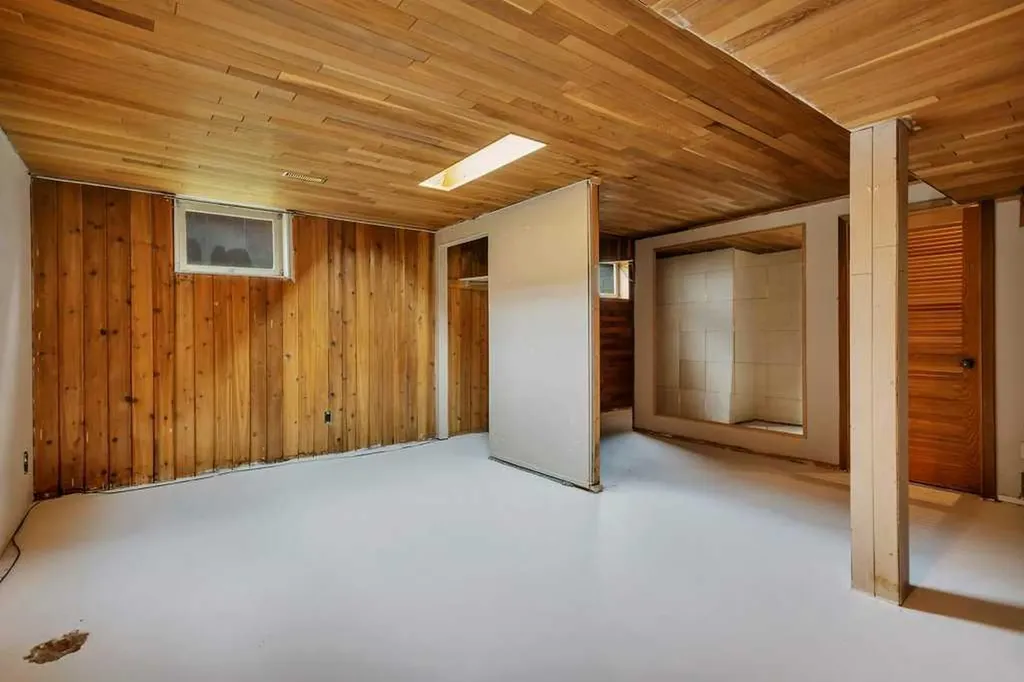 5203 56 Avenue Rimbey AB T0C 2J0