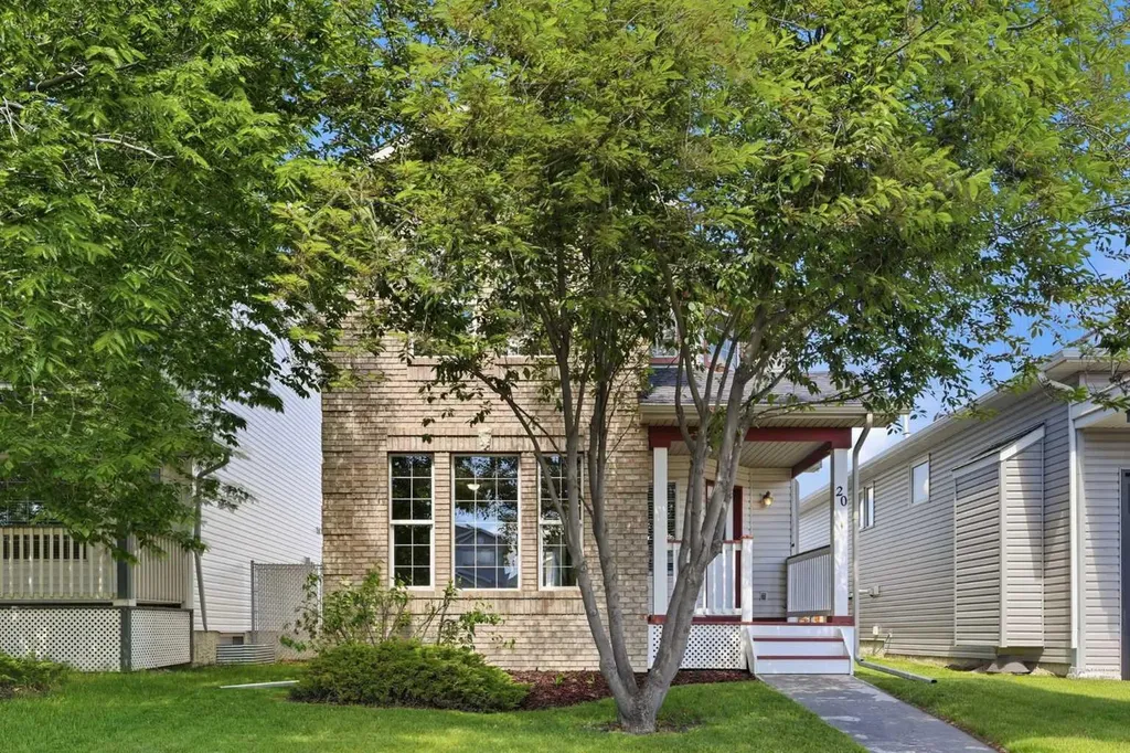 20 Coventry Way NE Calgary AB T5K 5H3