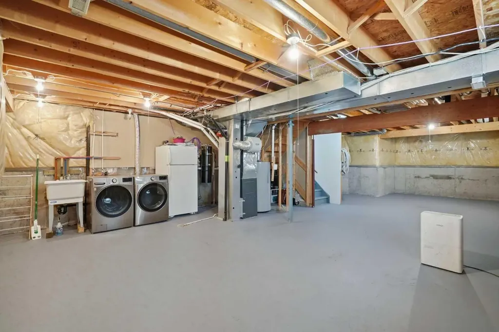 20 Coventry Way NE Calgary AB T5K 5H3