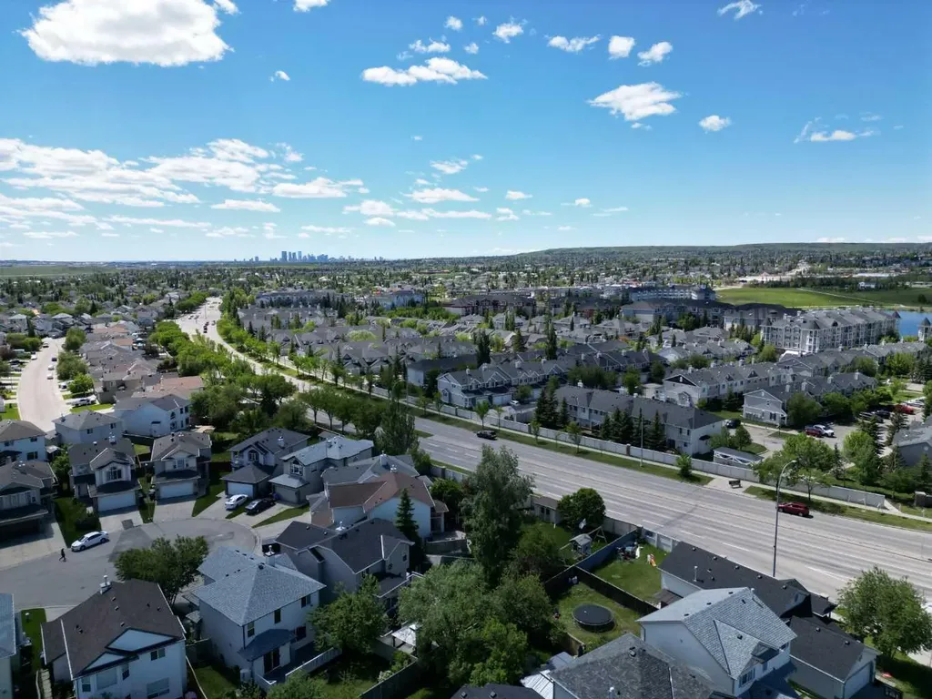 20 Coventry Way NE Calgary AB T5K 5H3