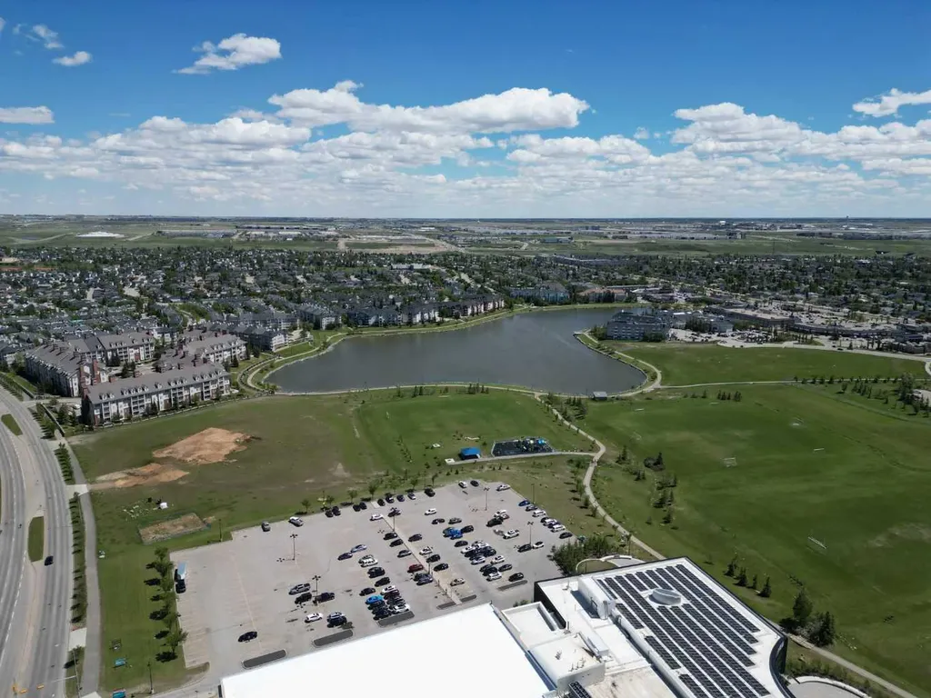 20 Coventry Way NE Calgary AB T5K 5H3
