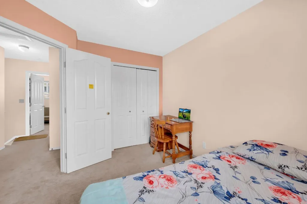111 Tarawood Lane NE Calgary AB T3J 5C2