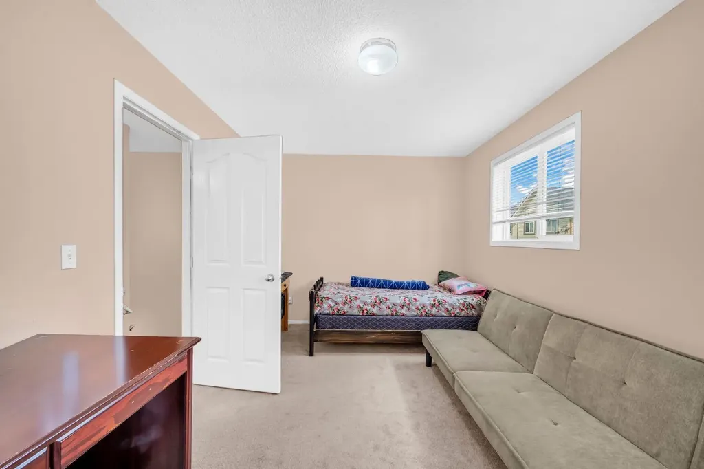111 Tarawood Lane NE Calgary AB T3J 5C2