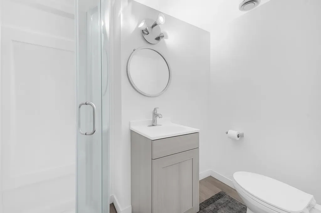 111 Tarawood Lane NE Calgary AB T3J 5C2