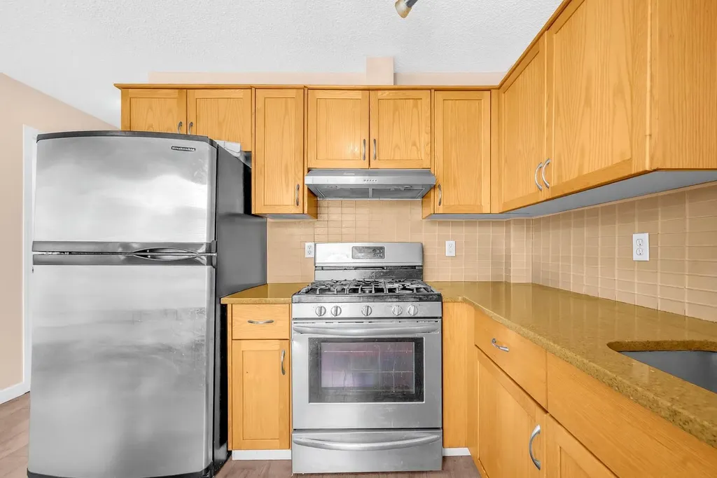 111 Tarawood Lane NE Calgary AB T3J 5C2