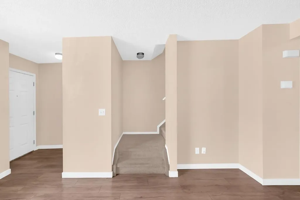 111 Tarawood Lane NE Calgary AB T3J 5C2