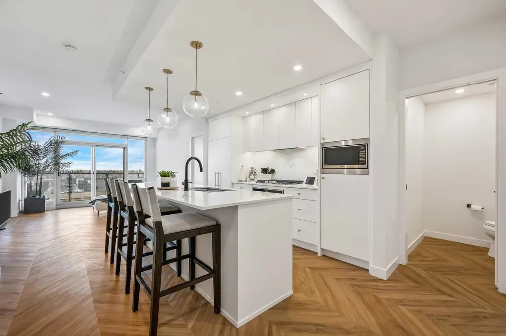 8505 Broadcast Avenue SW Calgary AB T3H 6B5