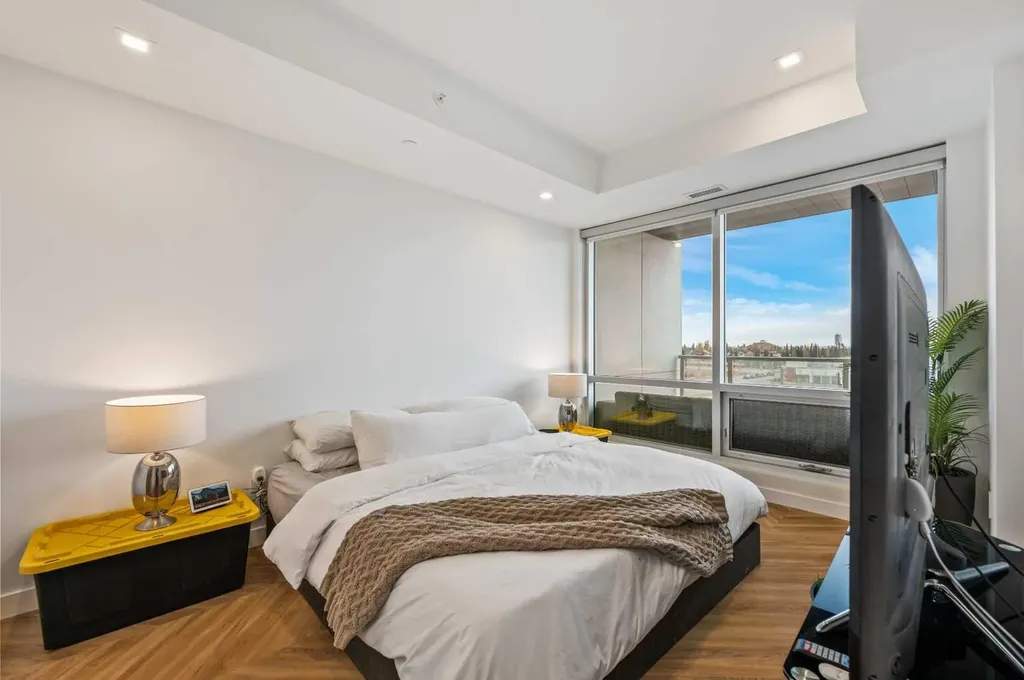 8505 Broadcast Avenue SW Calgary AB T3H 6B5