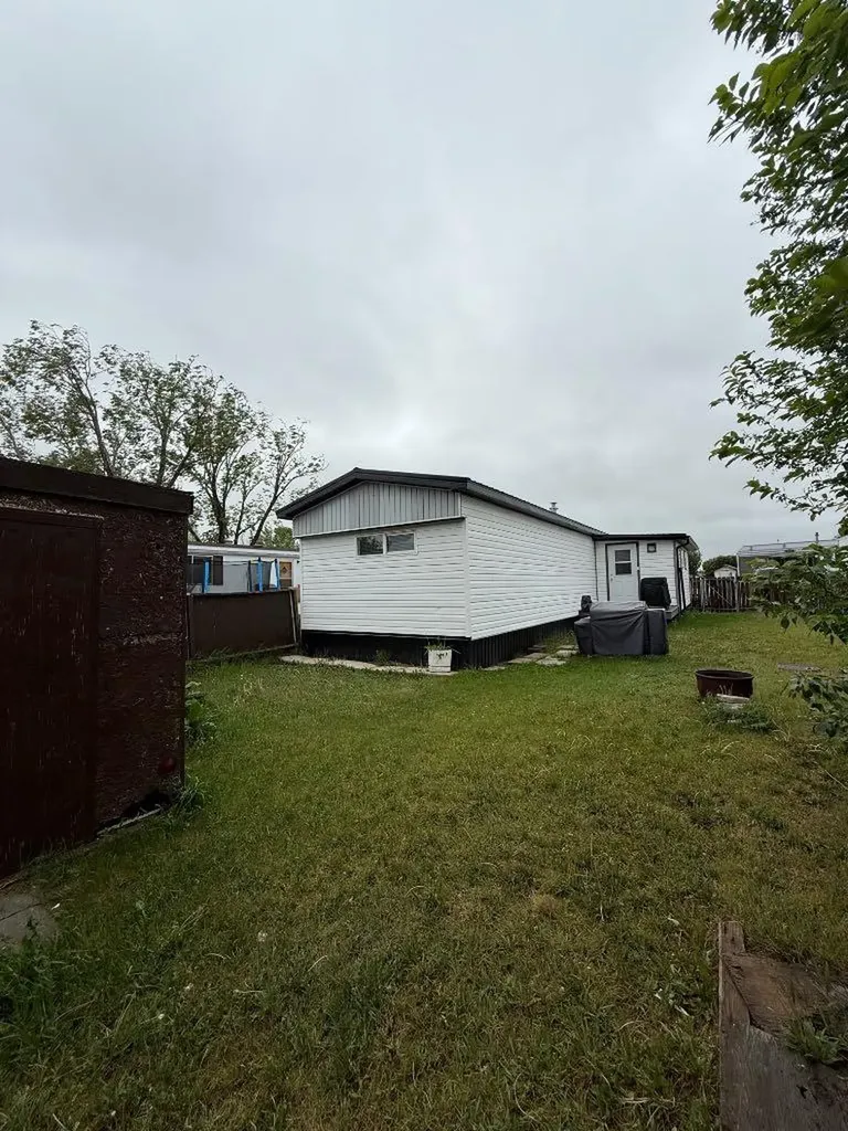 149 Birch Street Brooks AB T1R1H8