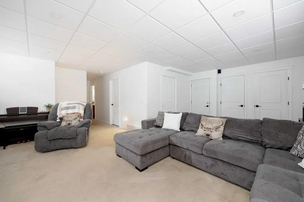 245 Pintail Place Fort Mcmurray AB T9K 0P9