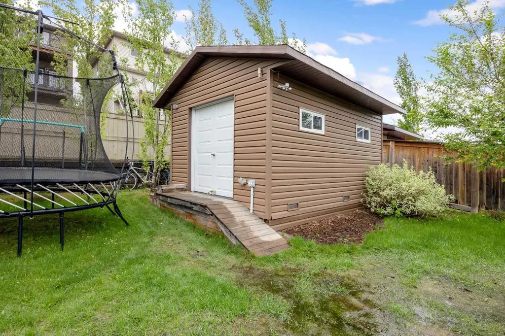 245 Pintail Place Fort Mcmurray AB T9K 0P9