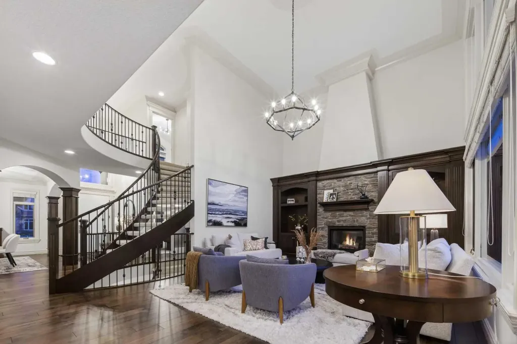 32 Aspen Meadows Manor SW Calgary AB T3H 5Z6