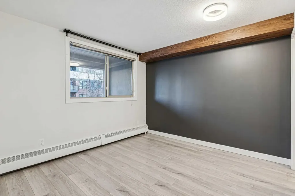 317 19 Avenue SW Calgary AB T2S 0E1