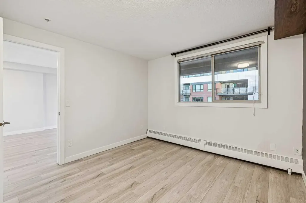 317 19 Avenue SW Calgary AB T2S 0E1