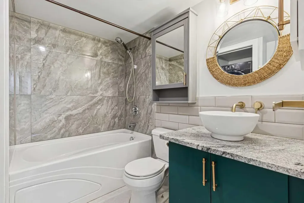 317 19 Avenue SW Calgary AB T2S 0E1