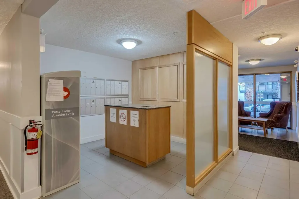 317 19 Avenue SW Calgary AB T2S 0E1