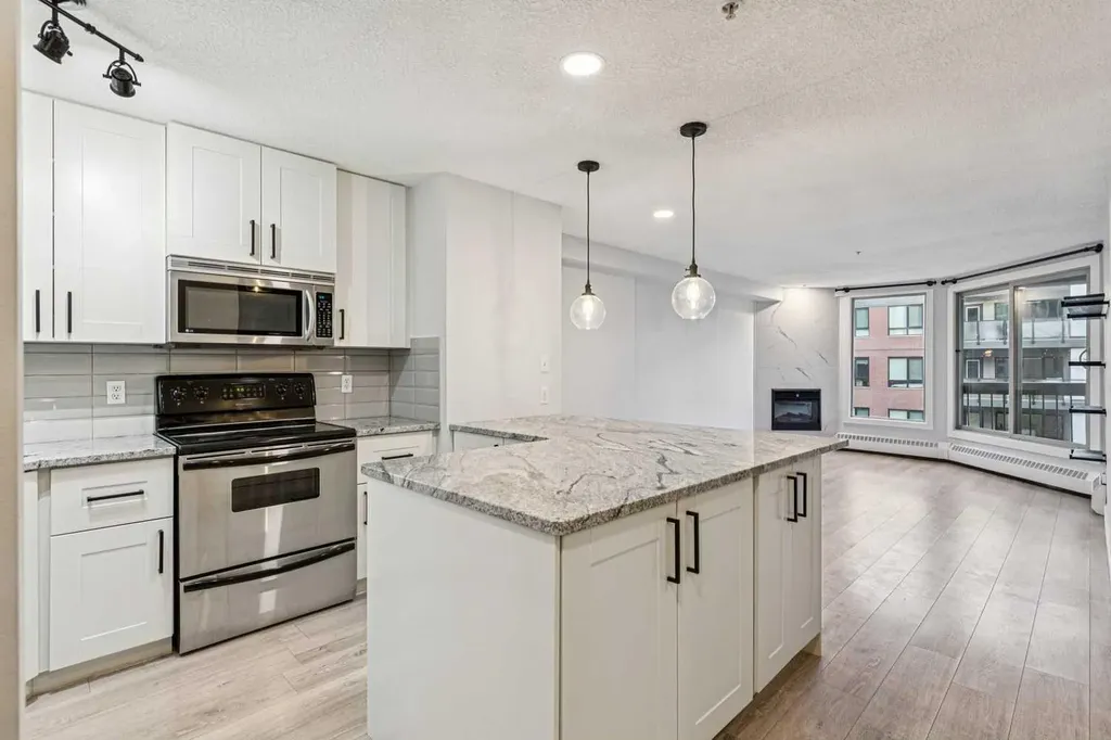 317 19 Avenue SW Calgary AB T2S 0E1